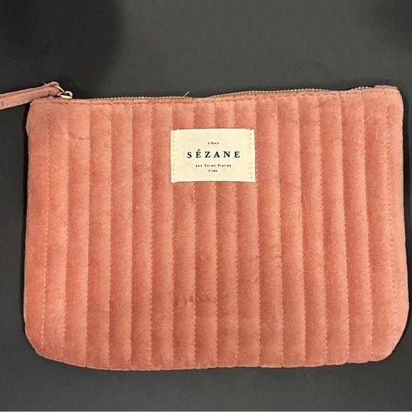 Sezane Handbags - NEw Sezane dusty pink velvet toiletry makeup bag zipper closure